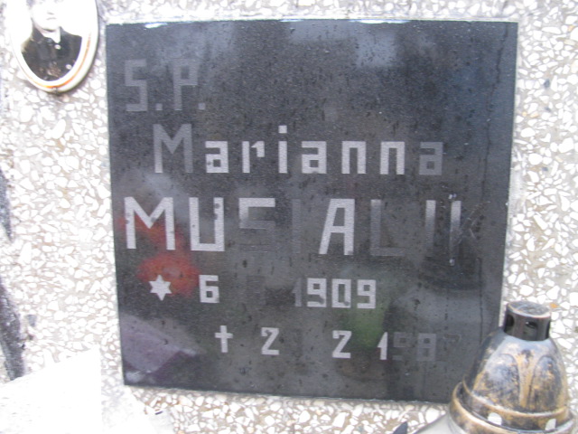 Wiktor Musialik 1910 Biały Bór - Grobonet - Wyszukiwarka osób pochowanych